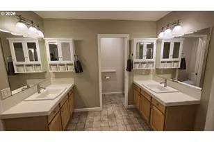 16379 Trail View Dr, Oregon City, OR 97045 - Photo 40