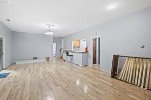 7803 SW Barnard Dr, Beaverton, OR 97007 - Photo 24