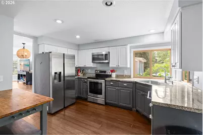 7803 SW Barnard Dr, Beaverton, OR 97007 - Photo 10