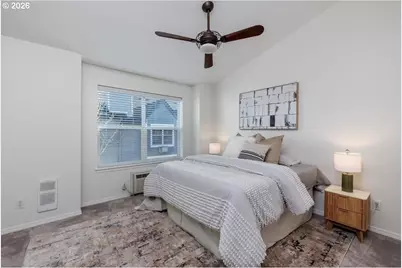 723 SE Fairwinds Loop #BLDG H, Vancouver, WA 98661 - Photo 4