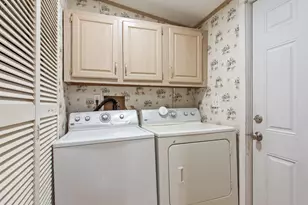 300 S Everest St, Newberg, OR 97132 - Photo 30