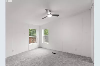 300 S Everest St #44, Newberg, OR 97132 - Photo 20