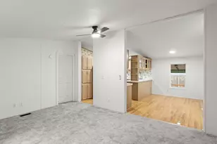 300 S Everest St, Newberg, OR 97132 - Photo 12