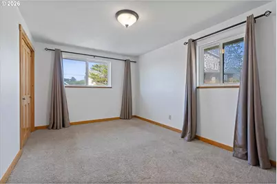 1224 SE 1st St, Lincoln City, OR 97367 - Photo 24