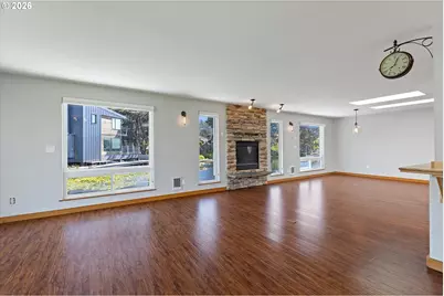 1224 SE 1st St, Lincoln City, OR 97367 - Photo 8