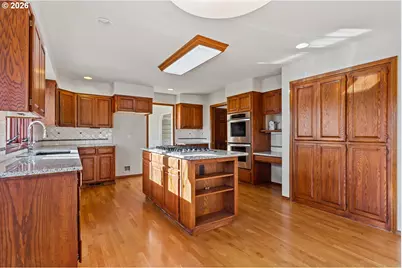 1424 NW Josephine Ter, Portland, OR 97229 - Photo 22