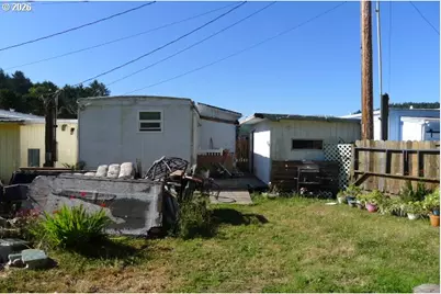 174 Riggs Hill Ln, Winchester Bay, OR 97467 - Photo 18