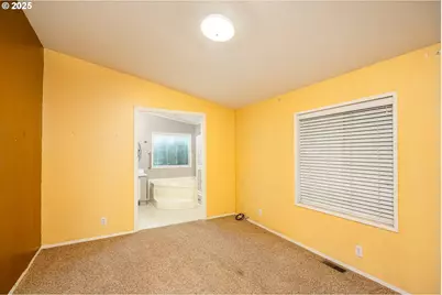 1199 N Terry St #404, Eugene, OR 97402 - Photo 12