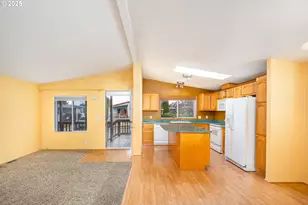 1199 N Terry St, Eugene, OR 97402 - Photo 4