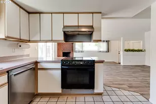 925 Grant St, Eugene, OR 97402 - Photo 8