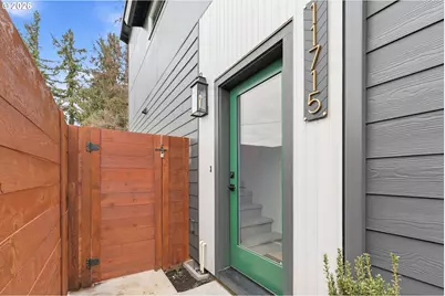 11719 SE Ash St, Portland, OR 97216 - Photo 28