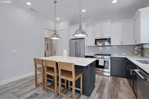 11742 SW Valencia Ln, Wilsonville, OR 97070 - Photo 12