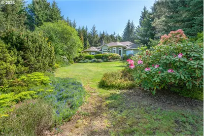 5402 Ka Teech Dr, Florence, OR 97439 - Photo 2