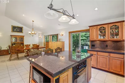 232 Upper Lakeview Rd, White Salmon, WA 98672 - Photo 12