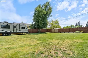 321 W Virginia St, Stayton, OR 97383 - Photo 30