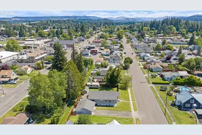 321 W Virginia St, Stayton, OR 97383 - Photo 4