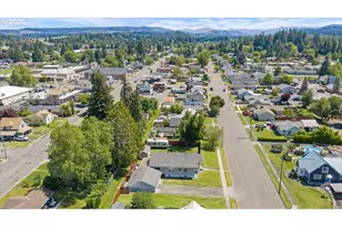 321 W Virginia St, Stayton, OR 97383 - Photo 4