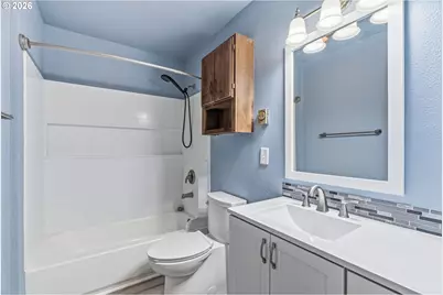 733 Delaware St, Longview, WA 98632 - Photo 18