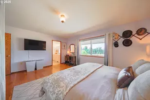 92693 T T Larson Rd, Astoria, OR 97103 - Photo 18