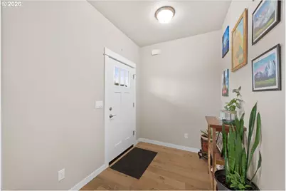 816 Pebble Creek St, Sutherlin, OR 97479 - Photo 2