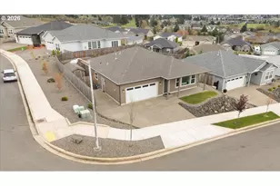 816 Pebble Creek St, Sutherlin, OR 97479 - Photo 26