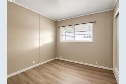 1501 N Hayden Island Dr, Portland, OR 97217 - Photo 12