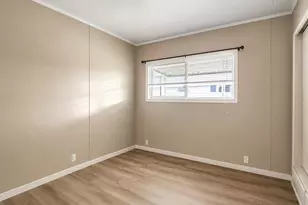 1501 N Hayden Island Dr, Portland, OR 97217 - Photo 12