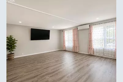 1501 N Hayden Island Dr, Portland, OR 97217 - Photo 2