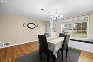 292 NE Palomar Ct, Hillsboro, OR 97124 - Photo 8