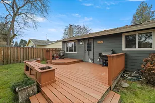 292 NE Palomar Ct, Hillsboro, OR 97124 - Photo 30