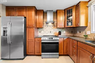 292 NE Palomar Ct, Hillsboro, OR 97124 - Photo 10