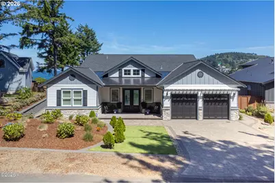 215 SW Cliff St, Depoe Bay, OR 97341 - Photo 2