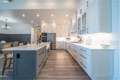 215 SW Cliff St, Depoe Bay, OR 97341 - Photo 18