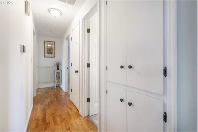 586 45th Pl NE, Salem, OR 97301 - Photo 28