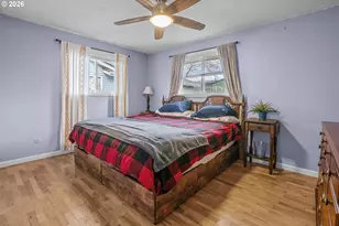 586 45th Pl NE, Salem, OR 97301 - Photo 20