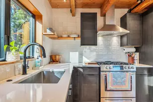 696 N Spruce St, Cannon Beach, OR 97110 - Photo 12