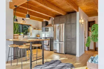 696 N Spruce St, Cannon Beach, OR 97110 - Photo 16