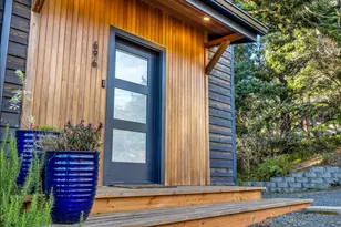 696 N Spruce St, Cannon Beach, OR 97110 - Photo 2