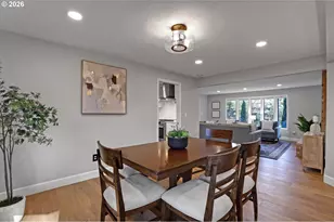 2925 SW Luradel Ln, Portland, OR 97219 - Photo 6