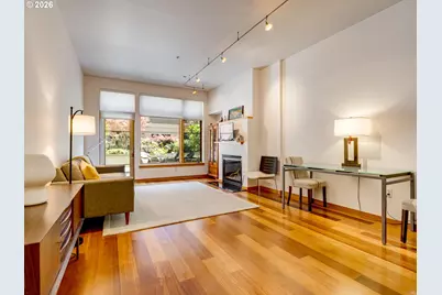 726 NW 11th Ave #104, Portland, OR 97209 - Photo 4