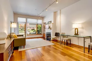 726 NW 11th Ave, Portland, OR 97209 - Photo 4