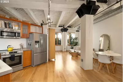 1420 NW Lovejoy St #427, Portland, OR 97209 - Photo 20