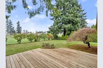 8331 SE Carnation St, Milwaukie, OR 97267 - Photo 30