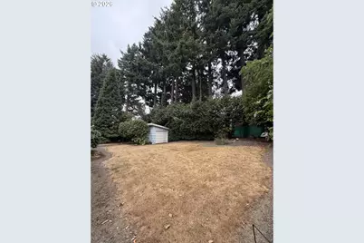 559 NE 167th Pl, Portland, OR 97230 - Photo 4
