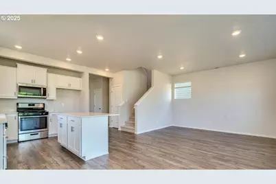 377 Stella St NE, Salem, OR 97301 - Photo 8