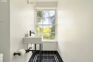 416 NW Hermosa Blvd, Portland, OR 97210 - Photo 28