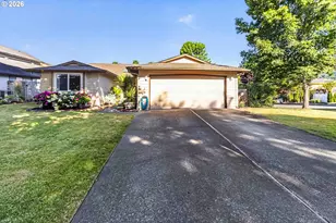 2443 Hickory Ave, Longview, WA 98632 - Photo 2