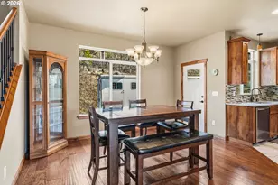 12594 McNeil Creek Rd, Eagle Point, OR 97524 - Photo 10