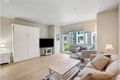 1125 NW 9th Ave #410, Portland, OR 97209 - Photo 8