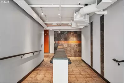 1125 NW 9th Ave #410, Portland, OR 97209 - Photo 4